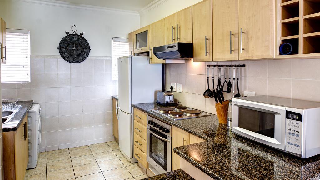 אמנזימטוטי Illovo Beach Apartments At La Mer מראה חיצוני תמונה