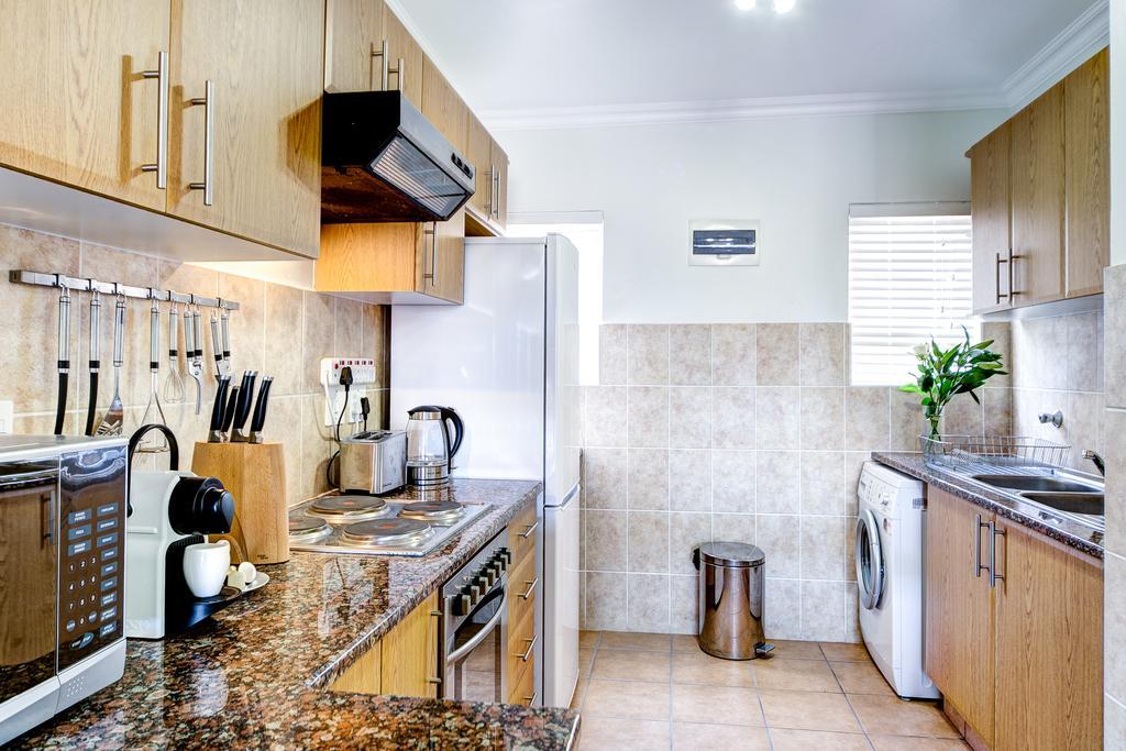אמנזימטוטי Illovo Beach Apartments At La Mer מראה חיצוני תמונה