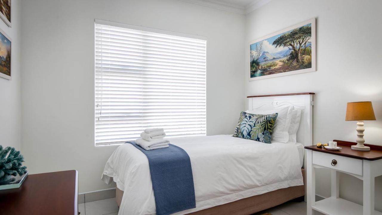 אמנזימטוטי Illovo Beach Apartments At La Mer מראה חיצוני תמונה